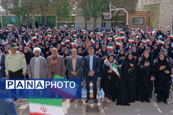 آیین بازگشایی مدارس با حضور نماینده مجلس شورای اسلامی در کهریزک 