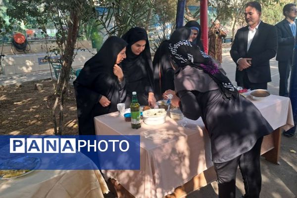 المپیاد ورزشی درون مدرسه‌ای در دبیرستان حجاب ناحیه یک شهرری