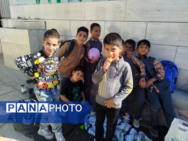 ایجاد فضای شاد وصمیمی در دبستان شهید عجمی فدافن