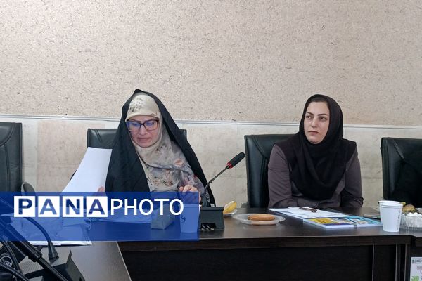 جلسه توجیهی جذب، ثبت و سازماندهی اعضاء تشکیلات سازمان دانش‌آموزی