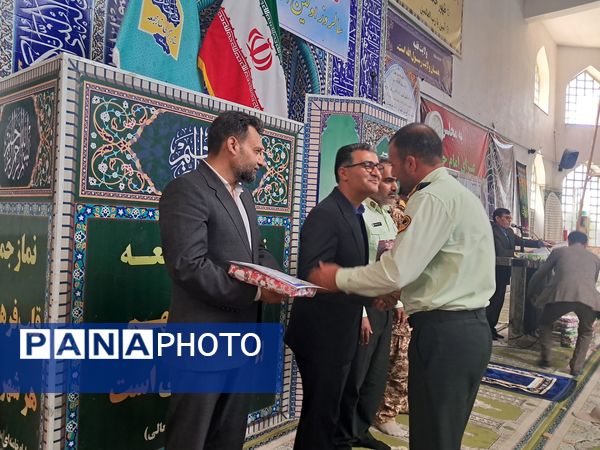 گرامیداشت سالروز اقامه اولین نمازجمعه کشور در آشخانه 