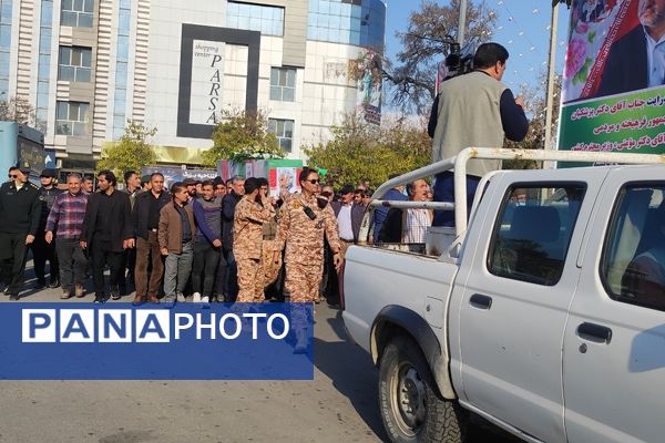 وداع با پیکر جانباز شهید، عبدالحسین خاکشور در شهرستان شیروان