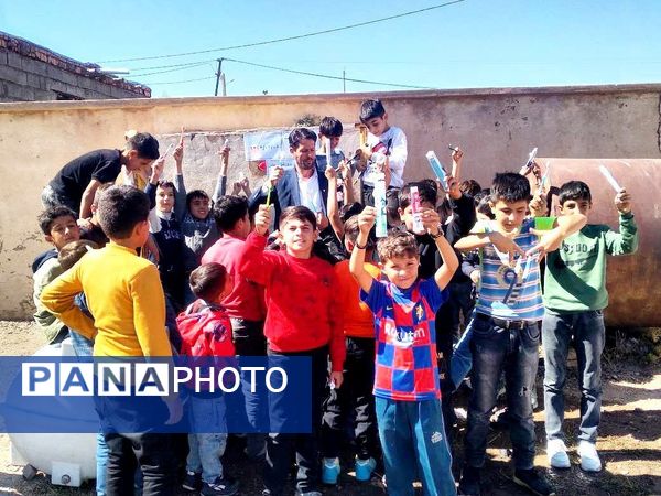 هر دانشآموز یک مسواک