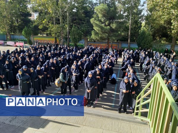 ماه دانایی فرا میرسد