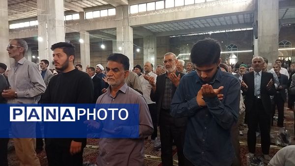 برگزاری نماز جمعه در آغاز هفته بسیج دانش آموزی با حضور دانش آموزان بسیجی نیشابور