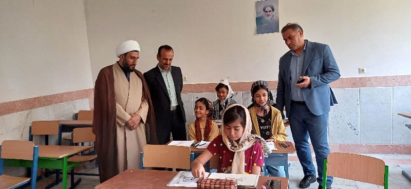 بازدید مسئولان اداره آموزش و پرورش شهرستان شیروان از کلاس‌های اوقات فراغت کانون سمیه