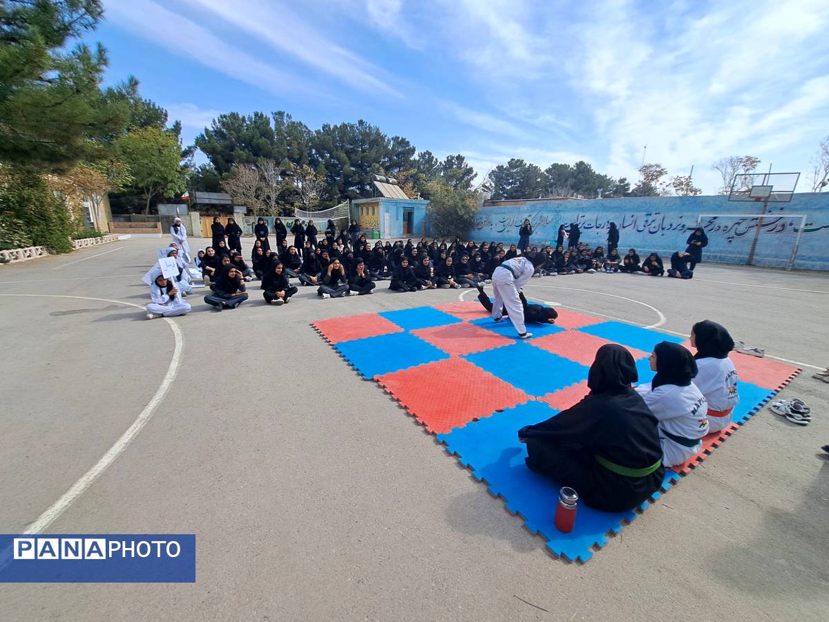 المپیاد ورزشی درون مدرسه ای در آموزشگاه تکتم باخرز