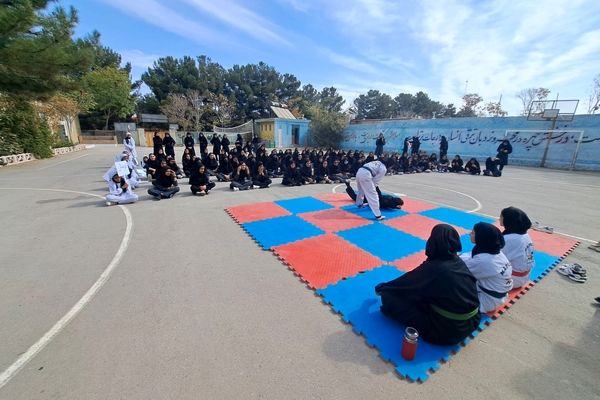 المپیاد ورزشی درون مدرسه ای در آموزشگاه تکتم باخرز