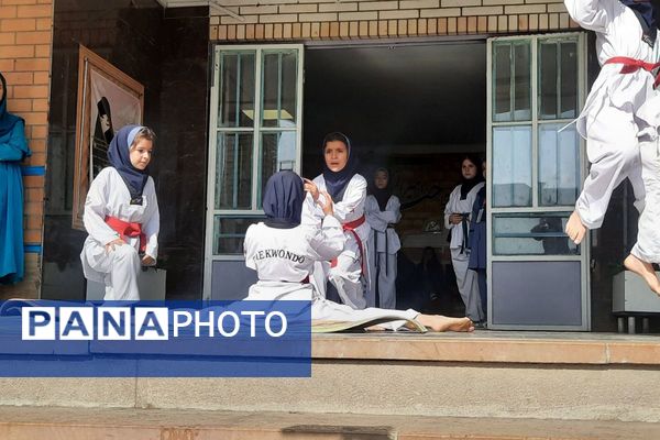 المپیاد درون مدرسهای در مدارس بهارستان دو