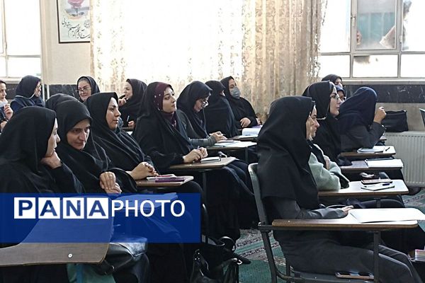 سفری برای دبیران فنی حرفه ای و کار و دانش