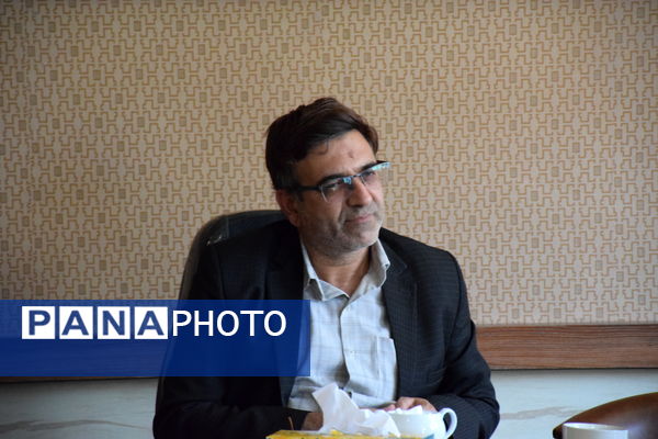 نشست هم اندیشی اصحاب رسانه با معاون توسعه و برنامه‌ریزی فرمانداری تربت حیدریه 