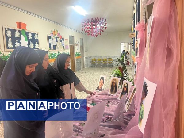 یادبود شهادت دانش‌آموزان شهید جنگ تحمیلی ۱۲ روزه در دبستان المهدی ناحیه 2 کرج 