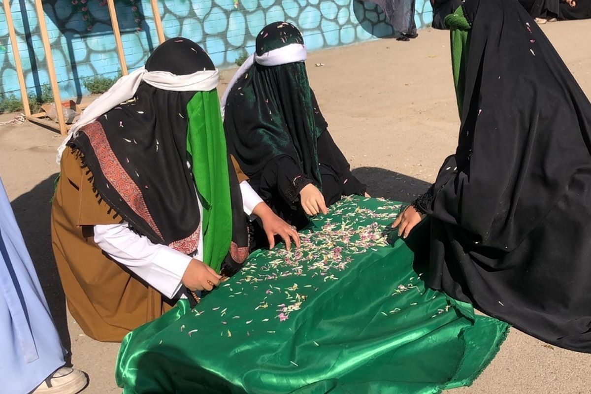 عطر حریم رضوی در مدرسه امان‌الهی اسلامشهر پیچید