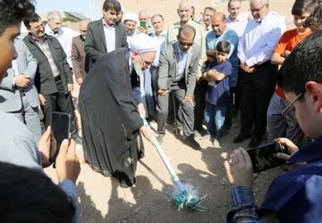 آیین کلنگ زنی آموزشگاه شهید عباس زارعشاهی شهرستان میبد 