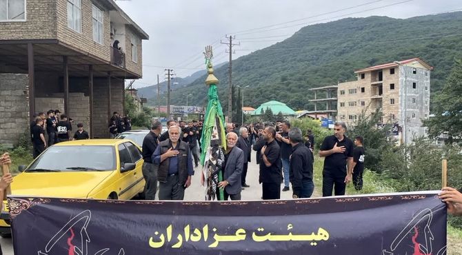 عزاداری حسینی در حسینیه گلزار شهدا پل‌سفید