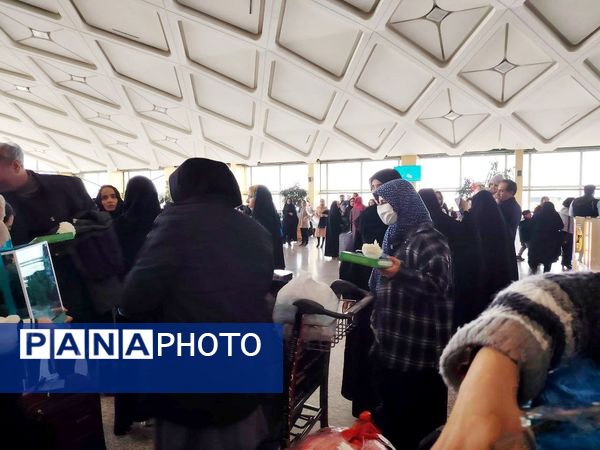 بازگشت کاروان‌های دانش‌آموزی حج عمره از ۶ استان کشور از ایستگا ه پروازی مشهد