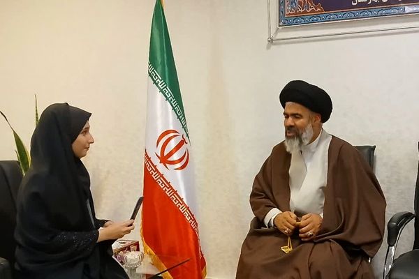 هفته وحدت، پلی برای همدلی و صلح در جامعه است