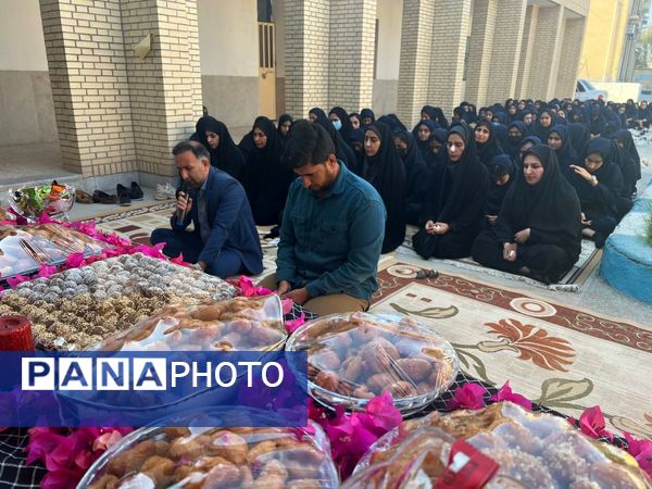 آغاز روز دانش‌آموزان رودخانه با قرائت زیارت عاشورا