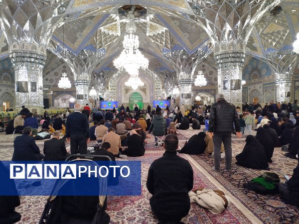 چراغانی دل‌ها در جوار بارگاه رضوی به مناسبت میلاد مولای متقیان  