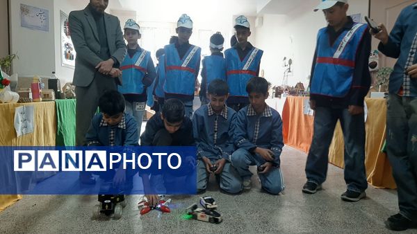  اجرای برنامه‌های خلاقانه به مناسبت هفته پژوهش در مدرسه ولی محمدی صفادشت 