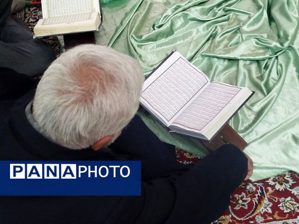 آیین غبارروبی ضریح مطهر امامزاده حمزه بن موسی کاظم (ع)