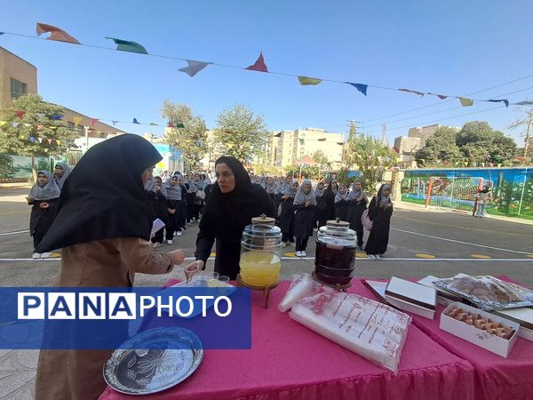 جشن جوانه‌ها در دبیرستان هیات امنایی حضرت معصومه(س) ناحیه 4 کرج 