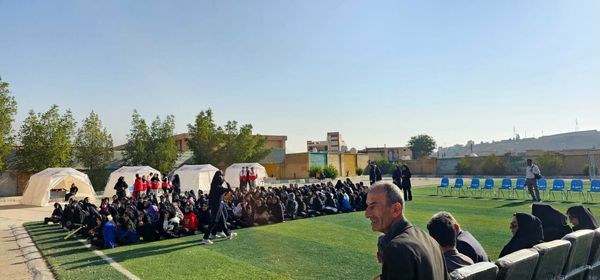 مانور سراسری زلزله در دبیرستان دخترانه نیایش گچساران 