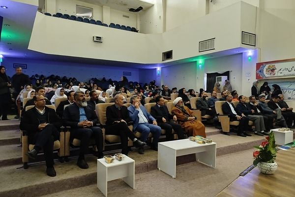 مراسم جشن انقلاب و تجلیل از افتخارآفرینان شهرستان آشخانه