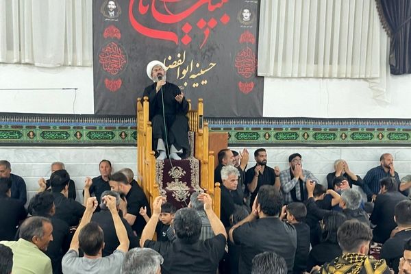 حضور امام جمعه کاشمر در جمع عزاداران روستای ممرآباد