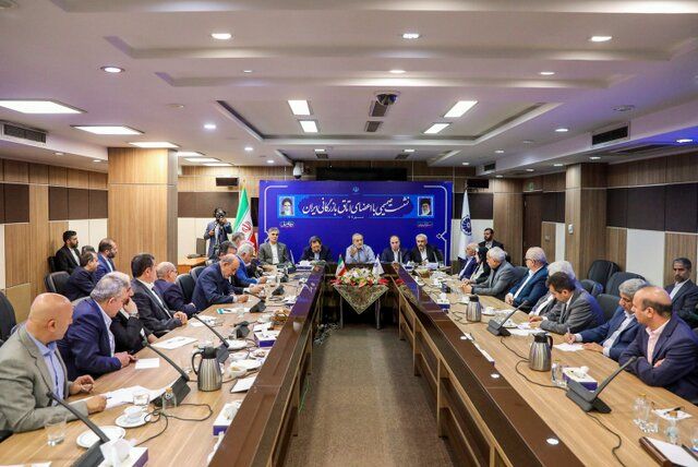 رئیس‌جمهوری: اتخاذ تصمیم‌های اقتصادی شوک‌دهنده، نادرست است