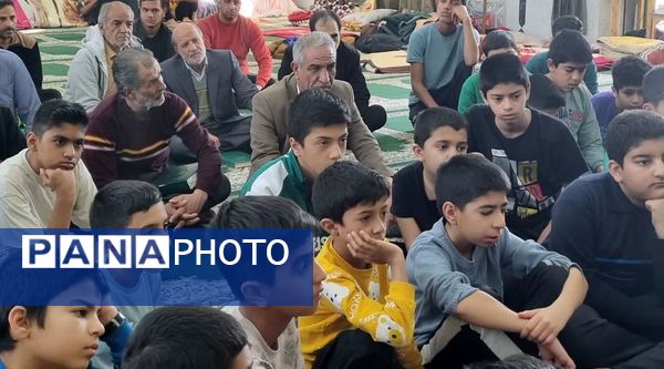حضور پرشور دانش‌آموزان خلیل آبادی در مراسم معنوی اعتکاف