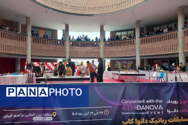 بازدید علمی دانش‌آموزان کهریزک از پارک علم و فناوری پردیس