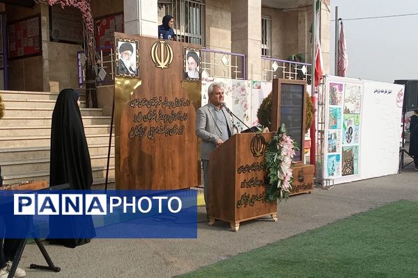 مدرسه فرزانگان ملارد میزبان نمایشگاه دستاوردهای علمی دانش‌آموزان