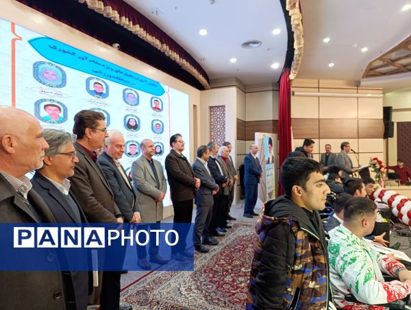  تقدیر از ۲۶۲ دانش‌آموز مقام‌آور با نیازهای ویژه در مشهد