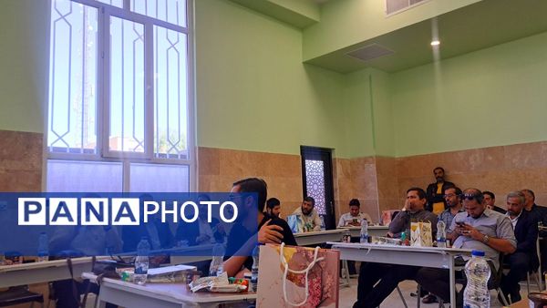 نشست رسانه‌ای مدیرکل نوسازی، توسعه و تجهیز مدارس استان قم