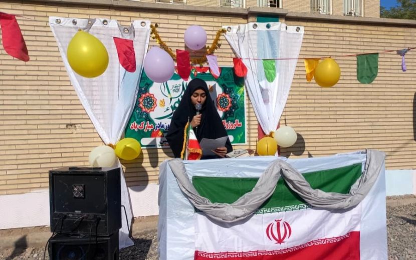 جشن روز مادر و ولادت حضرت زهرا(س) در مدرسه ام‌البنین