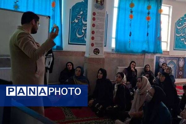 کارگاه تربیت قصه محور ویژه آموزش خانواده و اولیا دبستان هیات امنایی ملاصدرا