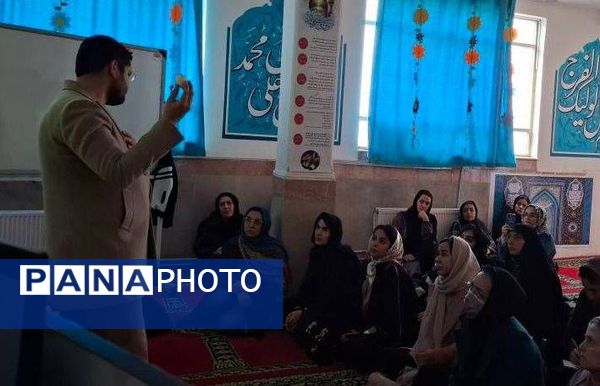 کارگاه تربیت قصه محور ویژه آموزش خانواده و اولیا دبستان هیات امنایی ملاصدرا