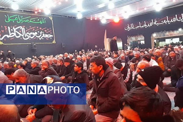 پیشوا در سوگ امامزاده جعفر (ع)؛ اجتماع عاشقان حضرت در حرم مطهر