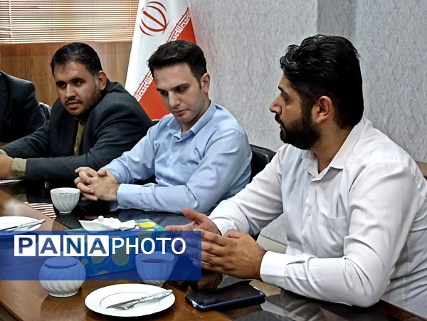 نشست صمیمی مدیرکل آموزش و پرورش استان زنجان در خبرگزاری پانا 