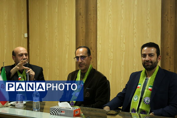 جلسه هم‌اندیشی مربیان پیشتازان استان آذربایجان شرقی