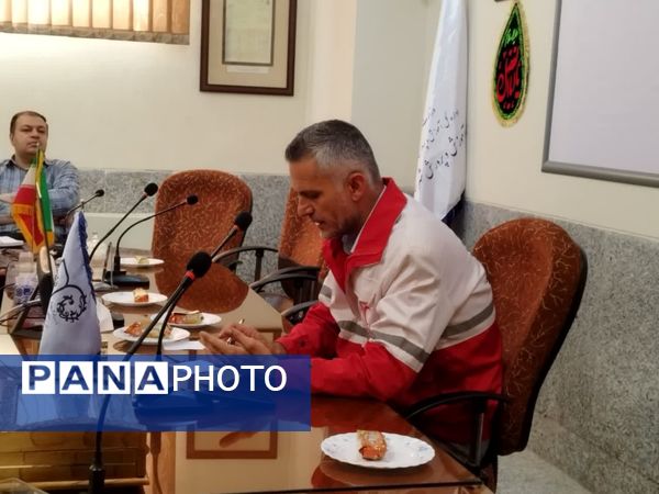 جلسه آموزشی ویژه مراقبان سلامت مدارس کاشان