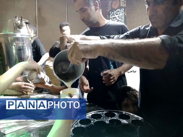 برپایی موکب به همت خادمان مردمی در خلیل آباد