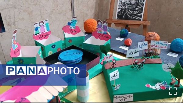 جشنواره هنری «ماها» در دبیرستان معراج ناحیه یک کرج 