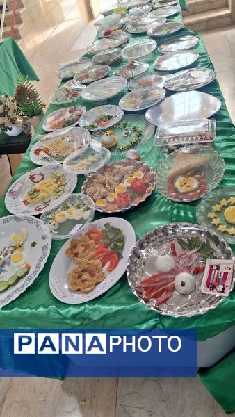 برگزاری روز جهانی تخم‌مرغ در دبستان دخترانه شهید جمیله کریمی شهرستان زارچ 