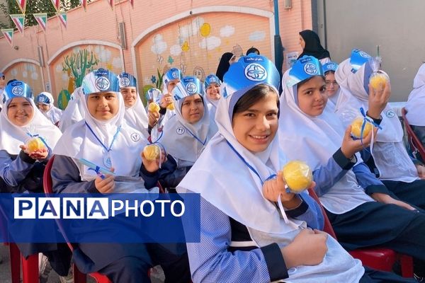 افتتاحیه سفیران سلامت مدرسه دخترانه شهید نوری