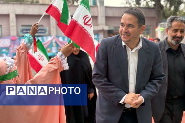 نسیم دانایی در مدرسه شهید سرافراز اسلامشهر وزیدن گرفت