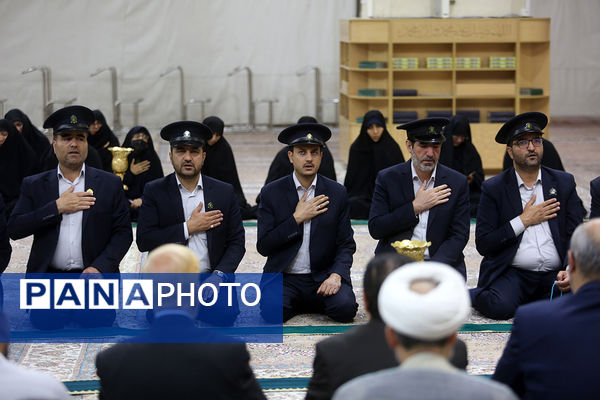 آیین سیاهپوشی حرم حضرت معصومه(س) در آستانه ماه عزاداری سیدالشهدا(ع)