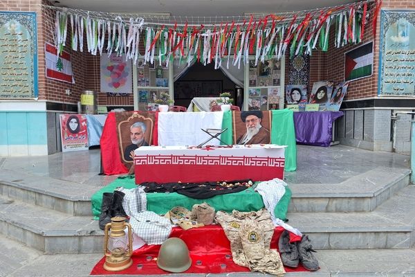 آماده‌سازی فضای مدارس شهرستان برای استقبال از پیکر مطهر شهید گمنام 