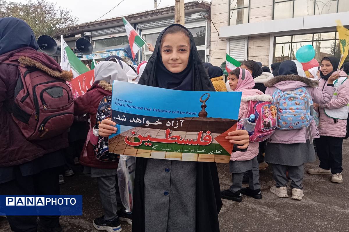 دانش‌آموزان شهر گرماب در راهپیمایی 13 آبان